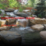 إضافة ميزة مائية إلى المساحات الخارجية