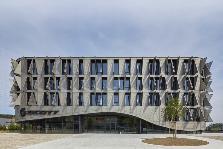 New Headquarters Scott Sports, Givisiez Switzerland // IttenBrechbühl