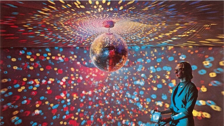 How to Host the Perfect Micro-Gathering