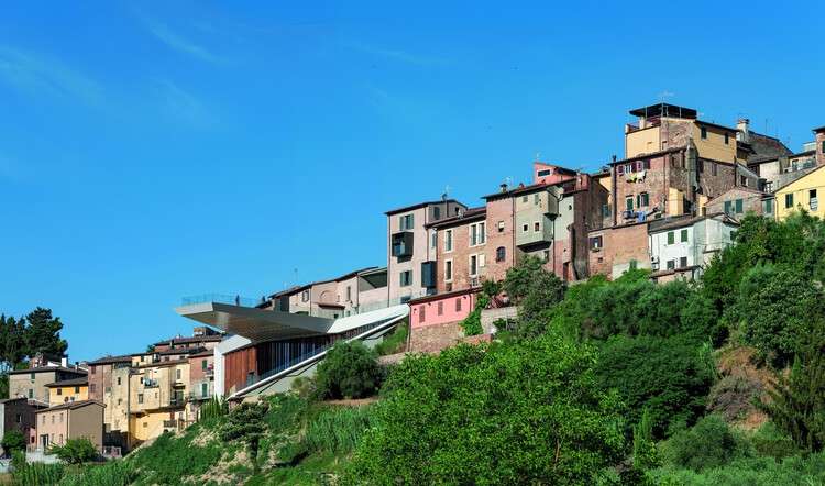 Palazzo Senza Tempo / Mario Cucinella Architects ، © Duccio Malagamba