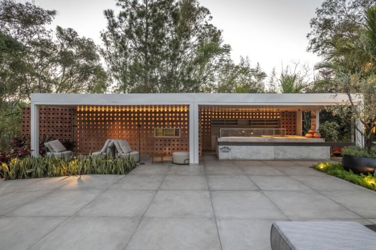 Paninoteca / Duo Arquitetos | ArchDaily