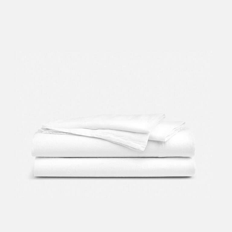 ربما تحتوي الصورة على: منشفة ، ومنشفة حمام