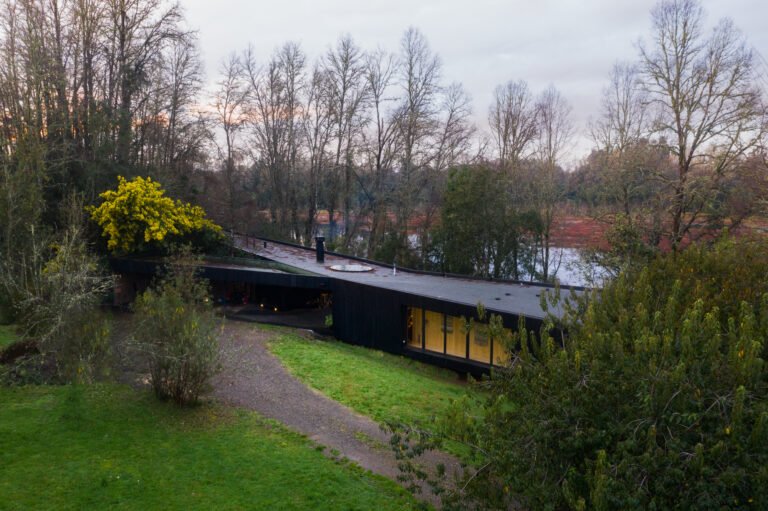 Ye Home / Cazú Zegers