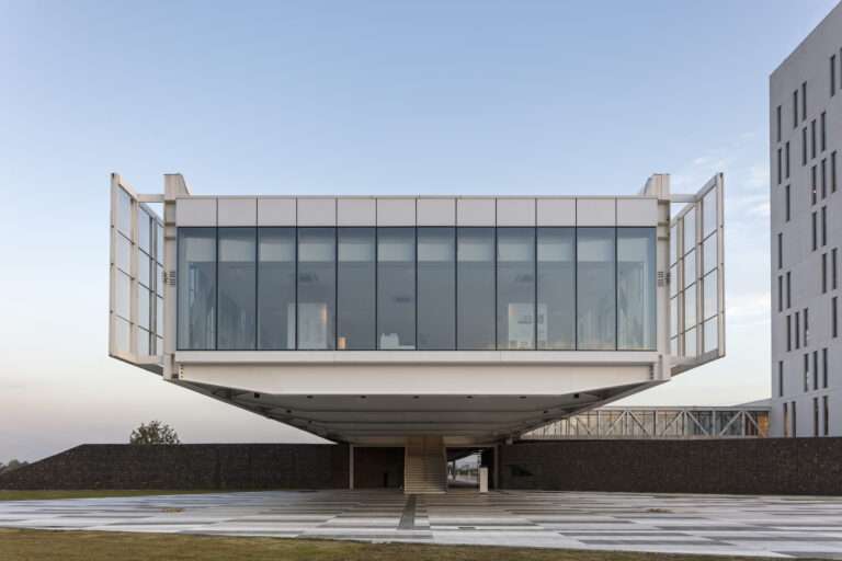 Fecomércio, Sesc and Senac Headquarters / Estúdio 41