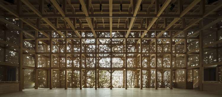 Niijima Gakuen Junior College Hall & Chapel / Tezuka Architects ، © FOTOTECA