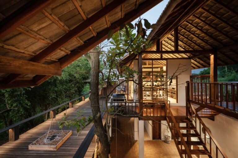 Khiankhai House & Studio / Sher Maker