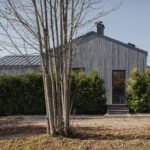 Reconstructed Nation Home / Veris design studio