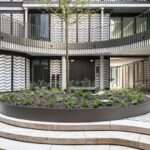 thomas kröger architekten wraps its munich residences in a graphic patterning