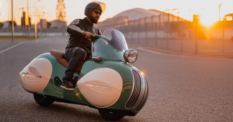 nmoto drives BMW bike into golden age with artwork deco streamliner equipment