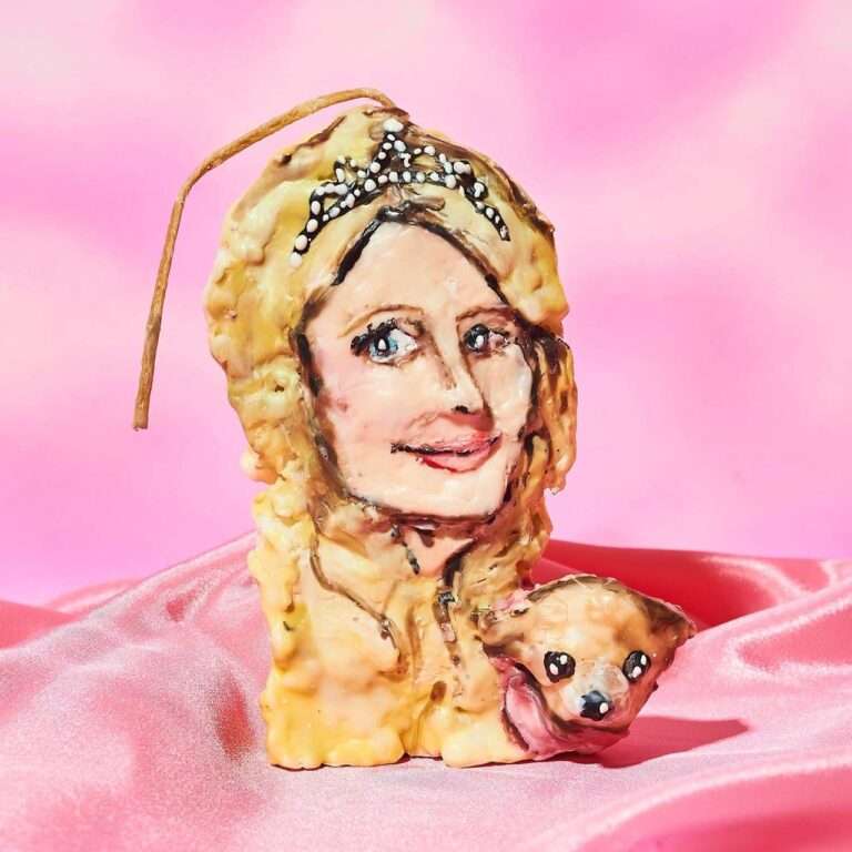 ربما تحتوي الصورة على: وجه وإنسان وشخص