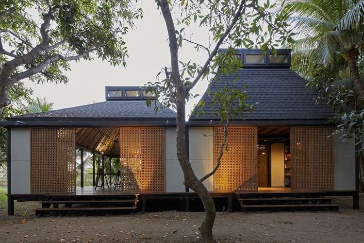 تراجع الفنان في مومباي / الهندسة المعمارية بريو ، © إدموند سومنر