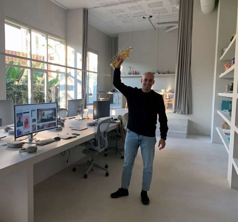 جائزة التصميم 2021 لأفضل اتصال تذهب إلى ستة ن. خمسة