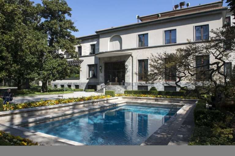 تم بناء Villa Necchi Campiglio في الأصل من قبل أفراد من العائلة التي تحمل نفس الاسم والتي أنتجت شركتها Castiron ...