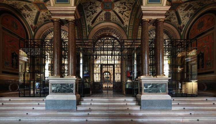 صالة عرض لأكاديمية Stieglitz / AMD ، © أليسا جيل