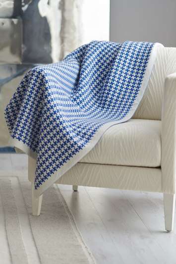  متعة الحياكة مايستريا رمي ريا لامبسوول بواسطة ماسترو رافائيل |  Architonic
