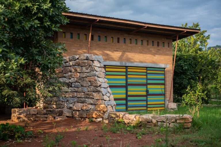 © لوكالوركس