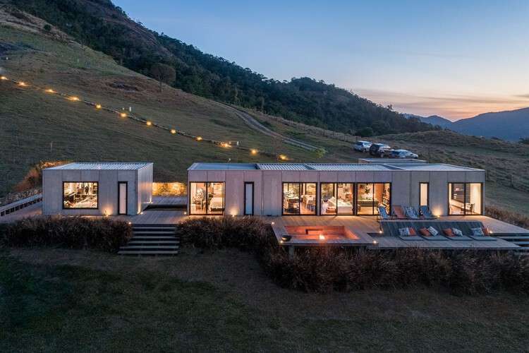 منزل مودهوس غونسالفيس / HUS Arquitetos ، © Pedro Mascaro