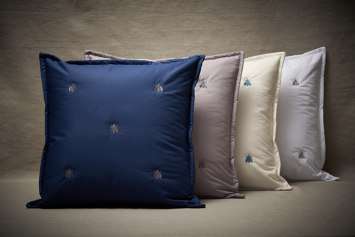 وسادة Api percalle والتطريز المعدني من Mastro Raphael | Architonic