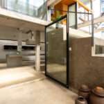 Sculptures Of House Home / Saola Architects