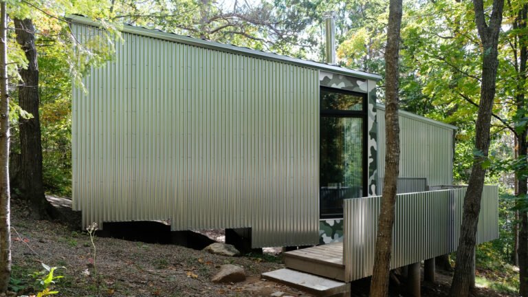 Do not Let Me Be Lonely Cabin / Widespread Accounts