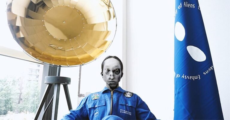 the embassy of aliens facilitates musical communication between people and their interior aliens