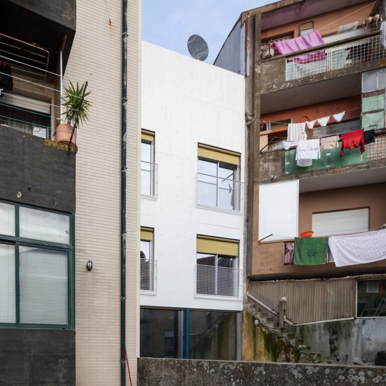 Home and Atelier / fala