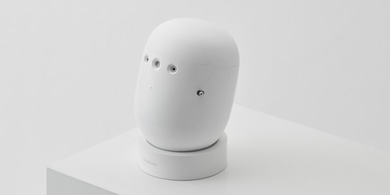 this minimalist steaming machine retains your face hydrated each day