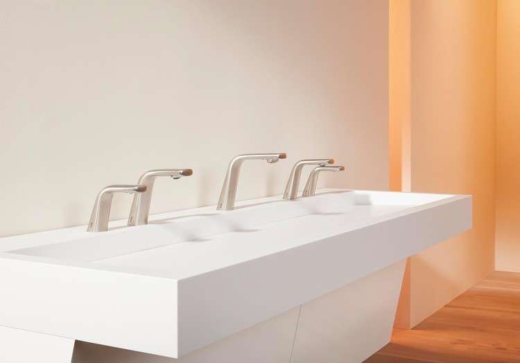 إعادة تعريف الحمامات العامة من خلال المعدات: 6 أمثلة ملهمة ، Cortesia de The Splash Lab