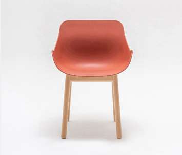 البلطيق الأساسية بقاعدة خشبية من MDD | Architonic