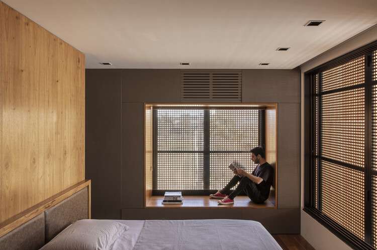 التصميمات الداخلية البرازيلية: أفكار للغرف المزدوجة ، Casa das Jabuticabeiras / mf + arquitetos.  صورة © فيليبي أراوجو