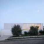 Mar Vista Residence // WOODS + DANGARAN