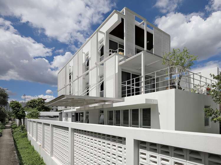 PM House / Office Architect9Kampanad، © توموراد