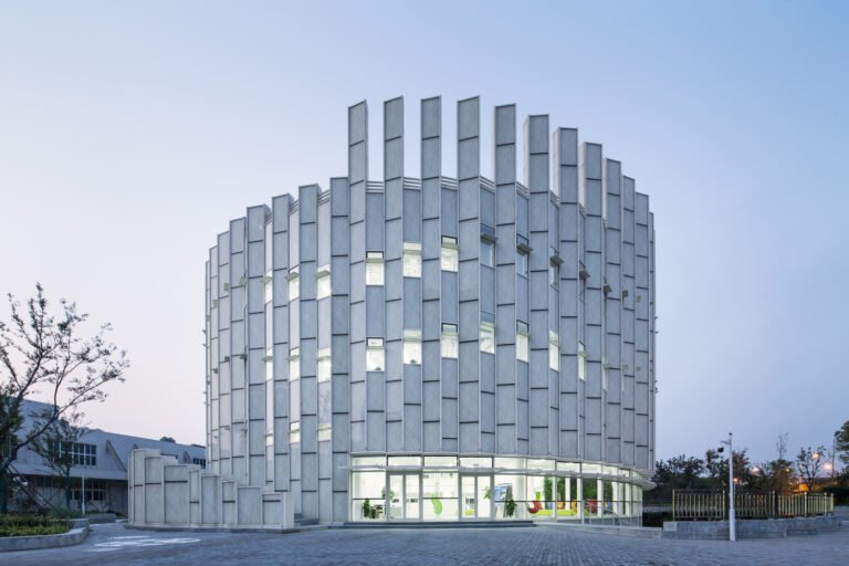 Explore the Road to Chinese Net Zero Architecture from Life Carbon Assessment (LCA)