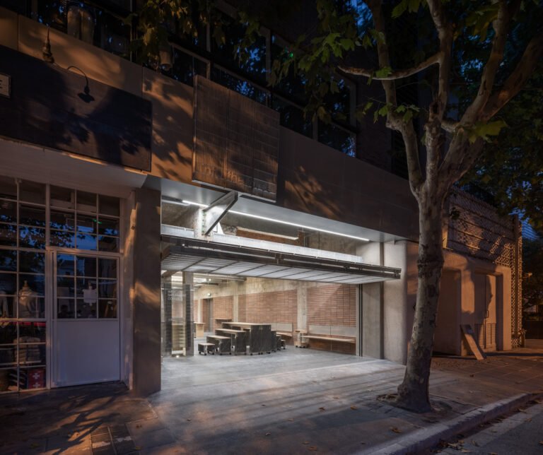 Into the Force Store / Roarc Renew