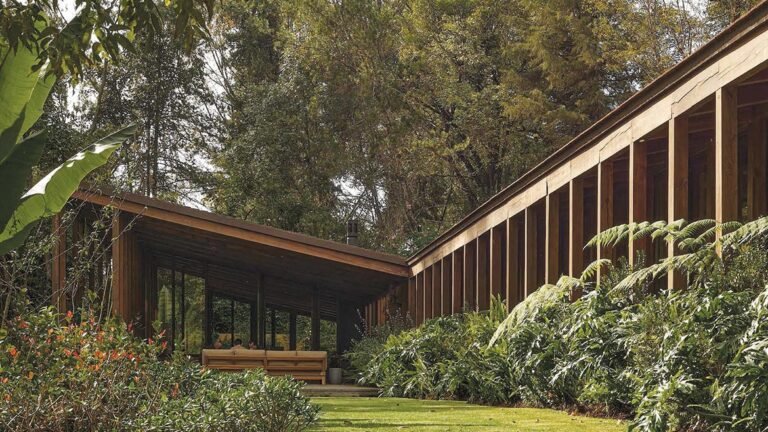  منزل أفاندارو بواسطة Manuel Cervantes Estudio |  2022-03-14
