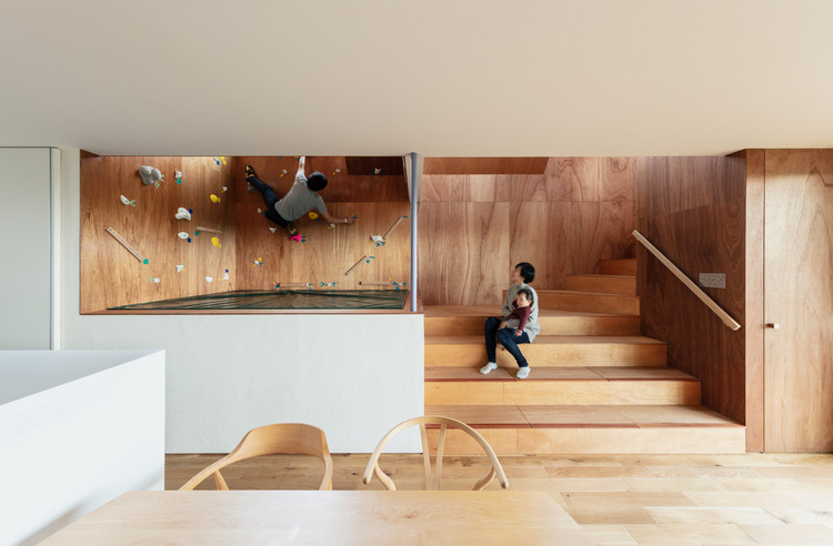 13 حلول تصميم لتنظيم التمرين في المنزل ، © Yohei Sasakura