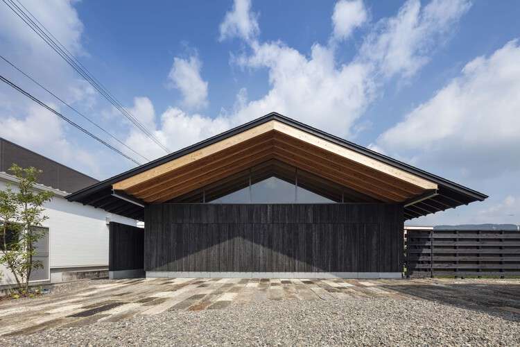منزل عطلة نهاية الأسبوع في كيريشيما / EAL ، © Shigeo Ogawa