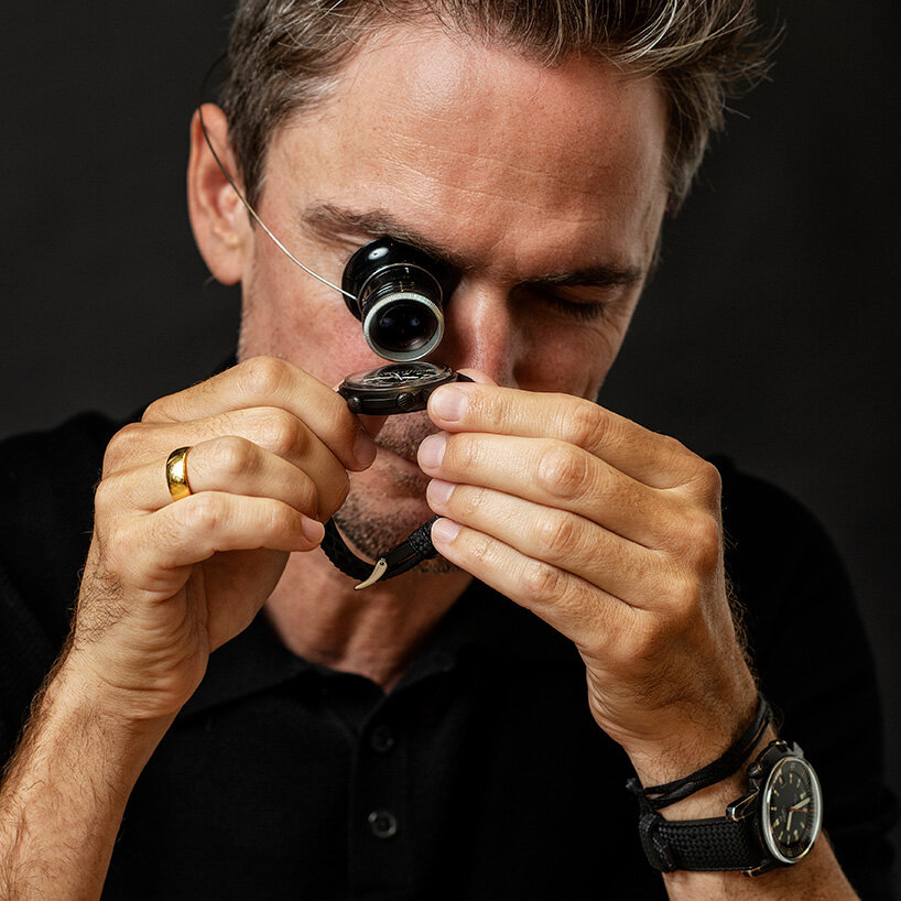 ساعات شيربا تعيد سطح OPS وساعات الغوص بضاغط حقيقي للغاية