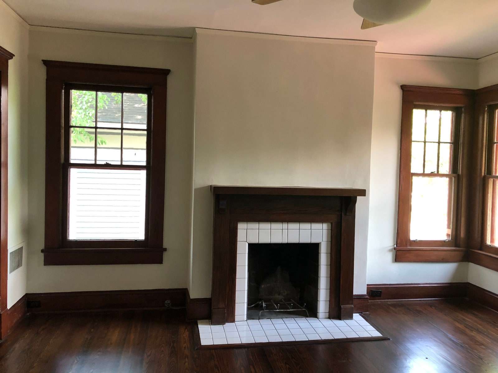 قبل أن قام أصحاب المنازل السابقون بترميم المنزل بشق الأنفس إلى مجده الأصلي ، لكن ميريديث وأندريس كانا ...