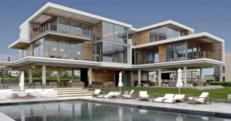 This Hurricane Proof House Was Built On Top Of 12-Foot Concrete Piers To Protect It From Flooding