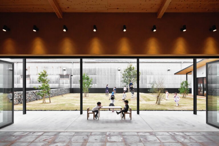 MS Kindergarten and Nursery / HIBINOSEKKEI + Youji no Shiro + Kids Design Labo