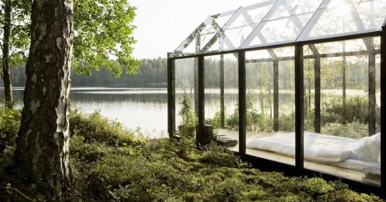 In the Mood for Love: The Architecture of Neo-Romanticism