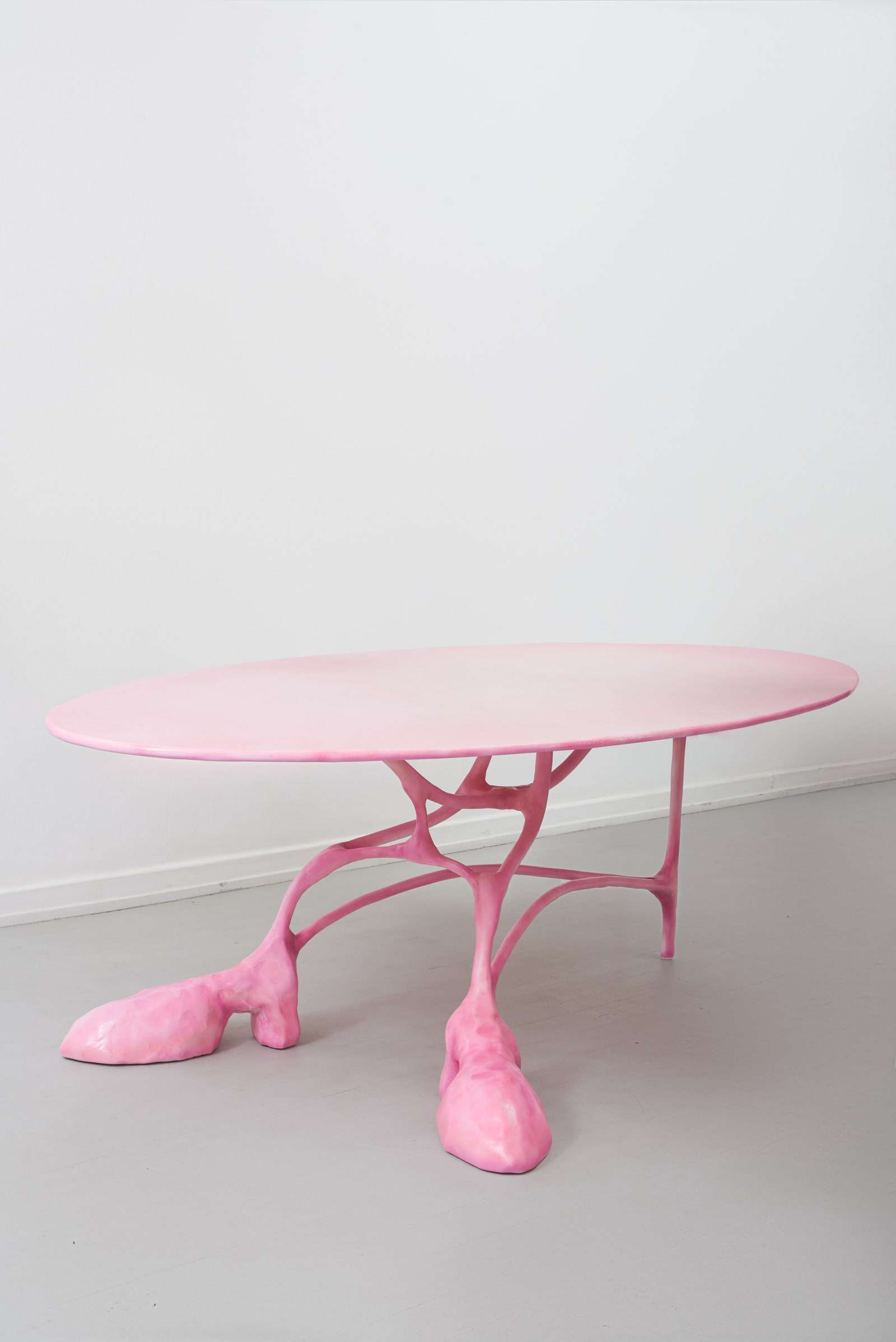 طاولة شانتاي من آنا أجارد جنسن