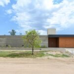 Intimate House / Karlen + Clemente