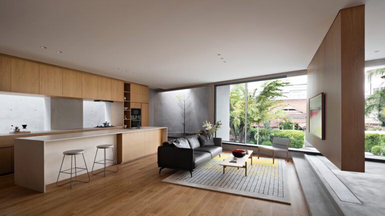 MDJ House / MSSM ASSOCIATES + RSI Group