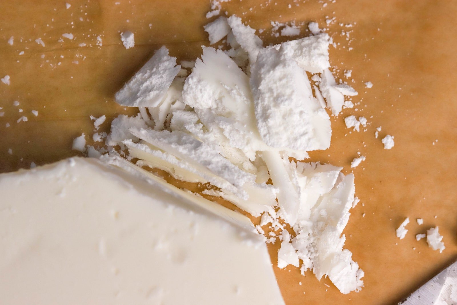 شمع الصويا هو خيار طبيعي لصنع الشموع بنفسك.