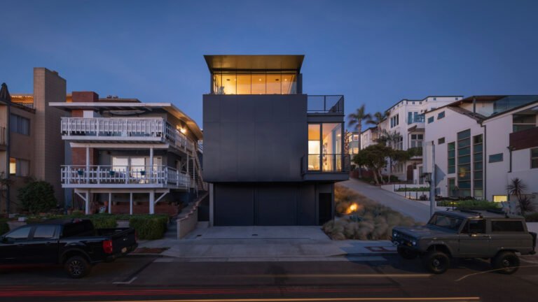 Manhattan Beach House by Olson Kundig