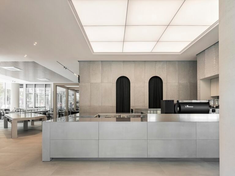 Avang Bakery / oftn studio