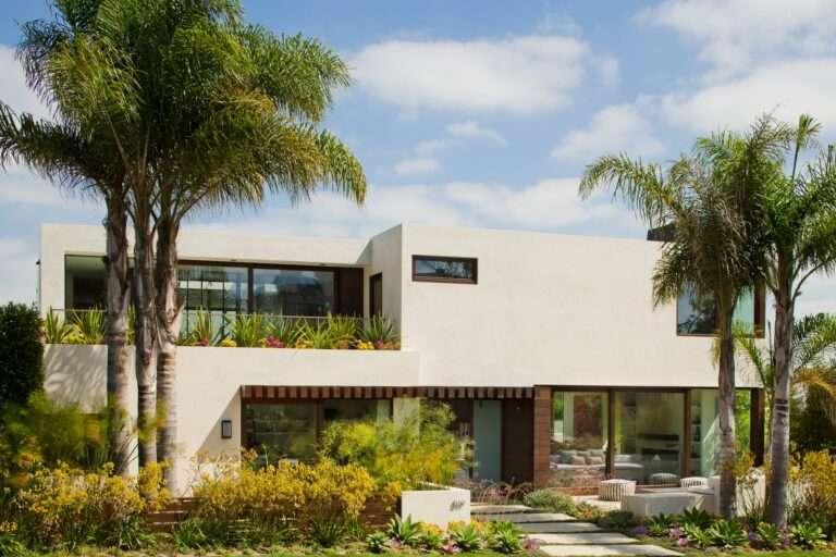 SUBU Design Architecture added two “glass box” additions one on the second floor and another on the first floor to this...