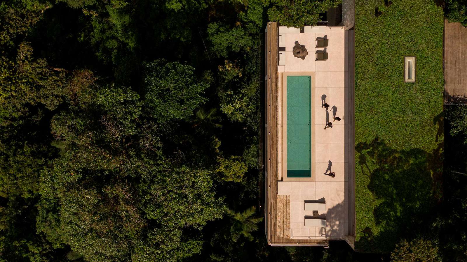 LAB House by Studio Arthur Casas